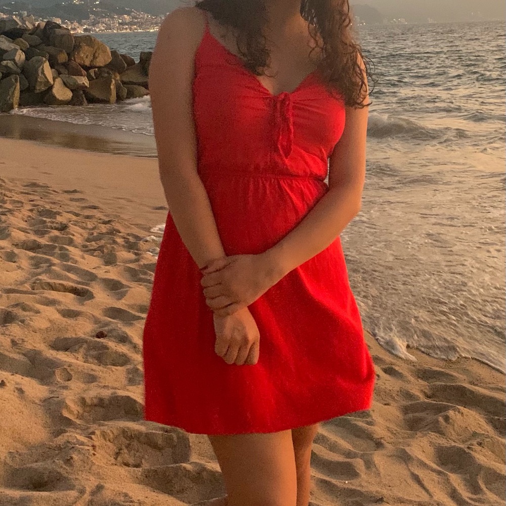small (4) red h&m sun dress tie-front